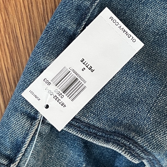 Old navy Jeans bundle size 2 petite length ultra high flare & straight - Picture 8 of 8